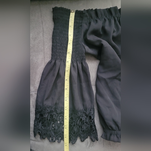 Revamped Off Shoulder Ruffled Cropped Bell Sleeve Blouse Size Med - Picture 9 of 10